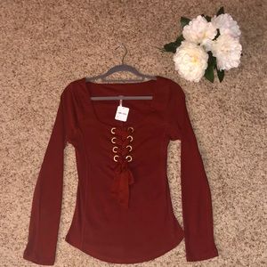 Gorgeous free people lace up long sleeve top!